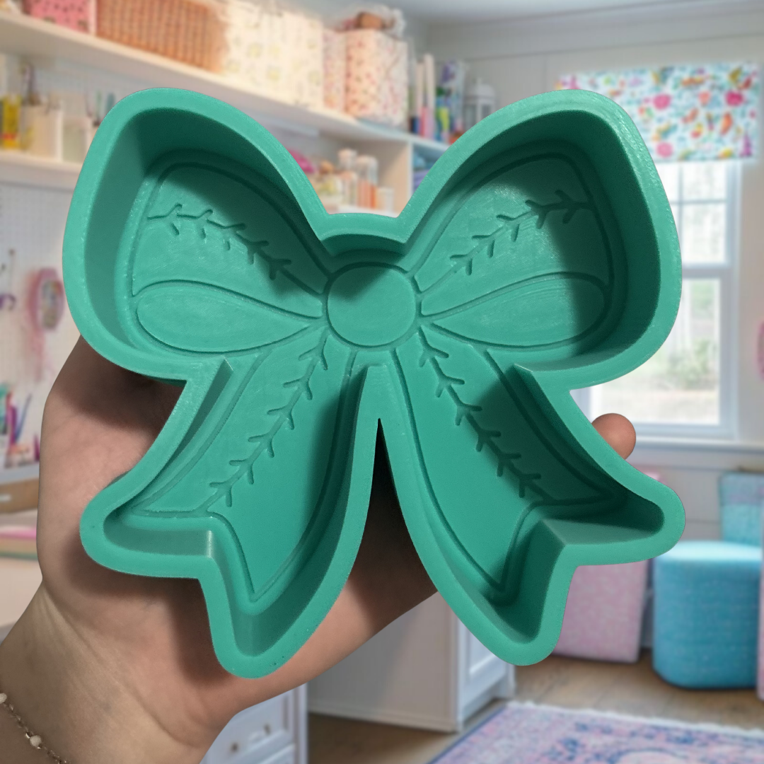 Baseball/softball bow