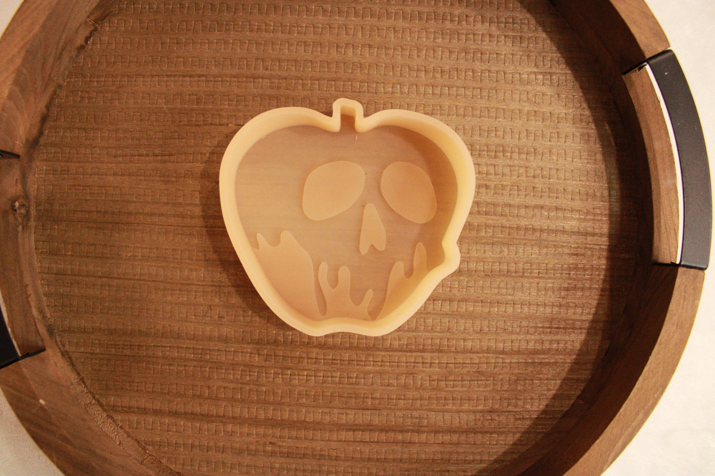 poison apple