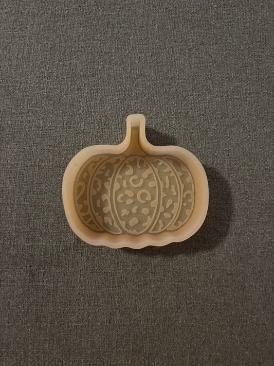Cheetah mold