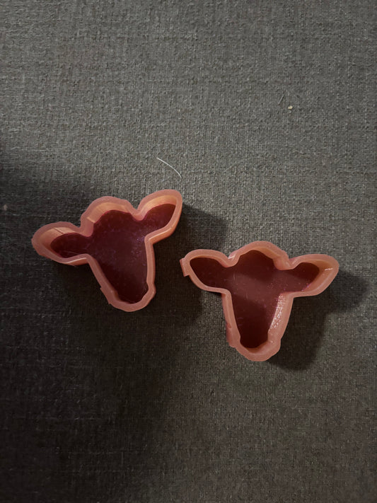 Cow vent clips