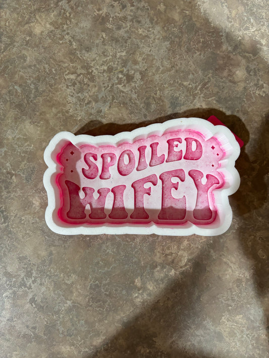 Spoiled wifey
